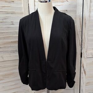 Dress Barn Waist Length 3/4 Sleeve Blazer